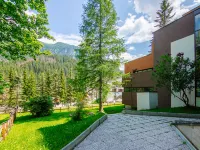 Appartamento Antermoia Hotels in Mazzin