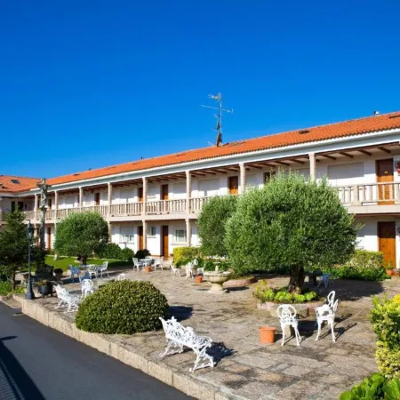 Aparthotel Cabicastro Tres Estrellas Superior