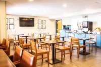 Country Inn & Suites by Radisson, Chester, VA - breakfast