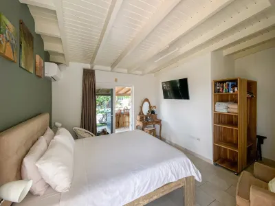 Casalina Garden 2 Blocks to Palm Beach & Kitesurfing School Hoteles en Palm Beach