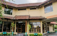 Hotel Taman Mangkubumi Indah Hotels in Singaparna