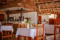 Tiki Beach Resort Hotel a Bwejuu