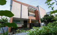 Comfort House ( Married Couple Concept )