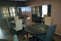 Allure Suites - Luxury Room