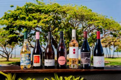 バー ホリデイ・イン ケアンズ ハーバーサイドの写真