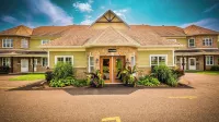 Champlain Condo 202 Hotels near Apex Golf