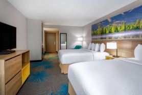 Days Inn & Suites by Wyndham Denver International Airport
