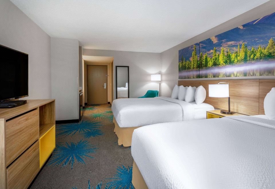 Days Inn & Suites by Wyndham Denver International Airport