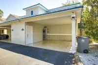 Lake Access Pet-Friendly Duplex in Hot Springs! Hôtels à : Hot Springs