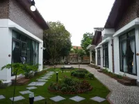 Tam Coc Boutique Garden Hotels in 
