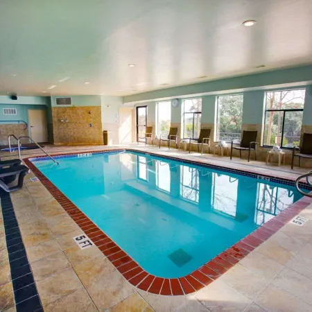 Comfort Suites