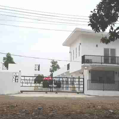 มีสไตล์ รีสอร์ท Hotel Exterior