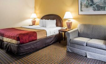 Rodeway Inn & Suites