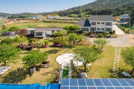 Taean Lake and Sea Spa Pension