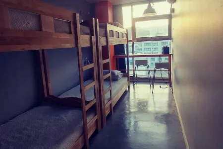 Life Guesthouse - Hostel Отели в г. Тхонъён