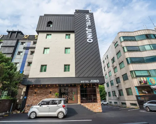 Yongin Hotel Juno Hotels near Dongbaek Library