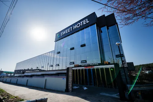 Changnyeong Suite Hotel