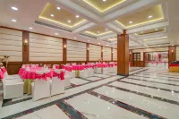 Hotel Home in by Amrik Sukhdev - Morgenmad