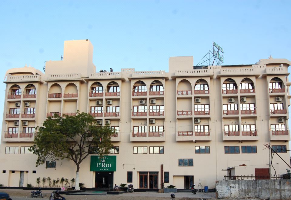 hotel overview picture