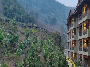 Taj Chia Kutir Resort & Spa Darjeeling