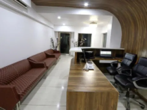 Hotel Silver Leaf バピのホテル