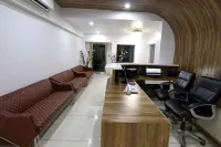 Hotel Silver Leaf Hotels in Vapi