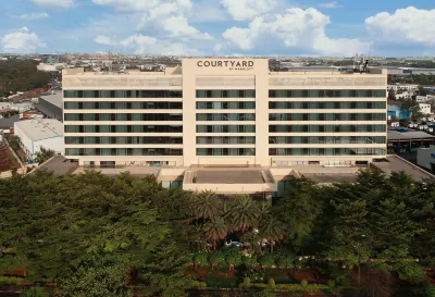 Courtyard Pune Chakan Hotels in Mahalunge