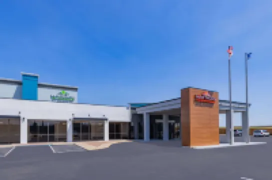 Wingate by Wyndham Wichita Airport Hotels in 