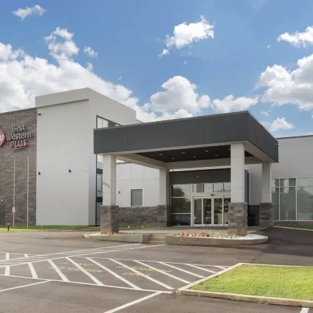 Best Western Plus Mobile Inn  Suites Отели в г. Мобил