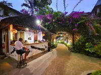 Cocoloco Beach Resort