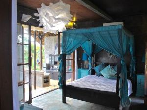 Firefly Eco Lodge