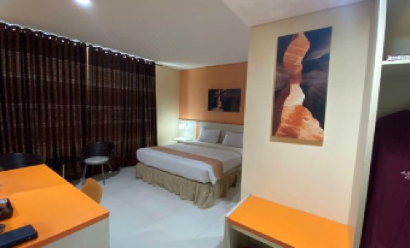 JL Star Hotel - Housity