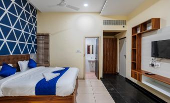 Vivelaa Hotels and Restobar