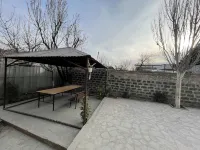 Noragyugh Guest House Hotels near Zvartnots International Airport