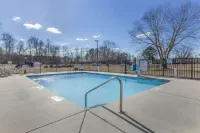 Comfort Suites Wilson - I - 95