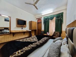 Hotel Shivalik