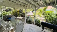 Coral Cove Inn Hotels in 