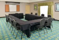 Hampton Inn Iowa City/University Area - Pet Friendly