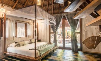 Laak Cabanas