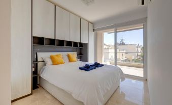 Modern 1Br Apartment in Central St Julian's