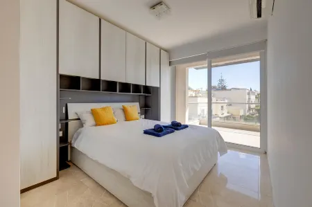Modern 1Br Apartment in Central St Julian's