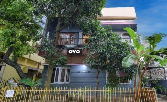 Spot on Delight Hotel & Homes 객실