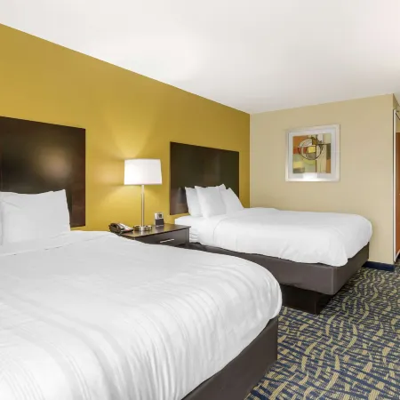 Best Western Plus Brunswick Inn Suites