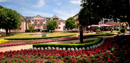 Hotel Fürstenhof Отели в г. Бад-Бертрих