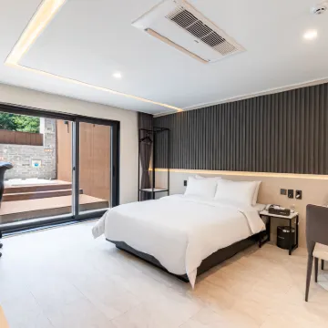 Yangpyeong Signature Drive-in Hotel Yongmun Hotels near Yongmunsa