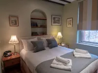 White Hart Inn Hotels in Wells