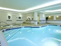 Holiday Inn Express & Suites PITTSBURGH-SOUTH SIDE by IHG - Pool