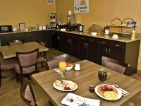 Days Inn by Wyndham Jackson