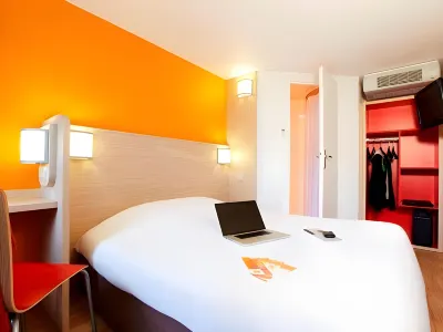 Premiere Classe Bayeux Hotels in Gueron