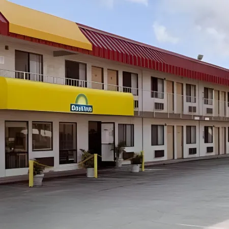 Days Inn by Wyndham Fresno South